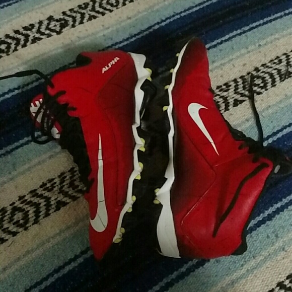 Nike cleats - Picture 2 of 4